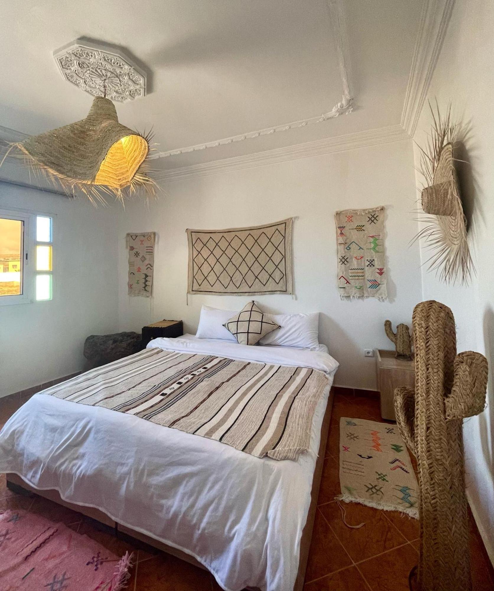 Freebirds Hostel Tamraght Экстерьер фото