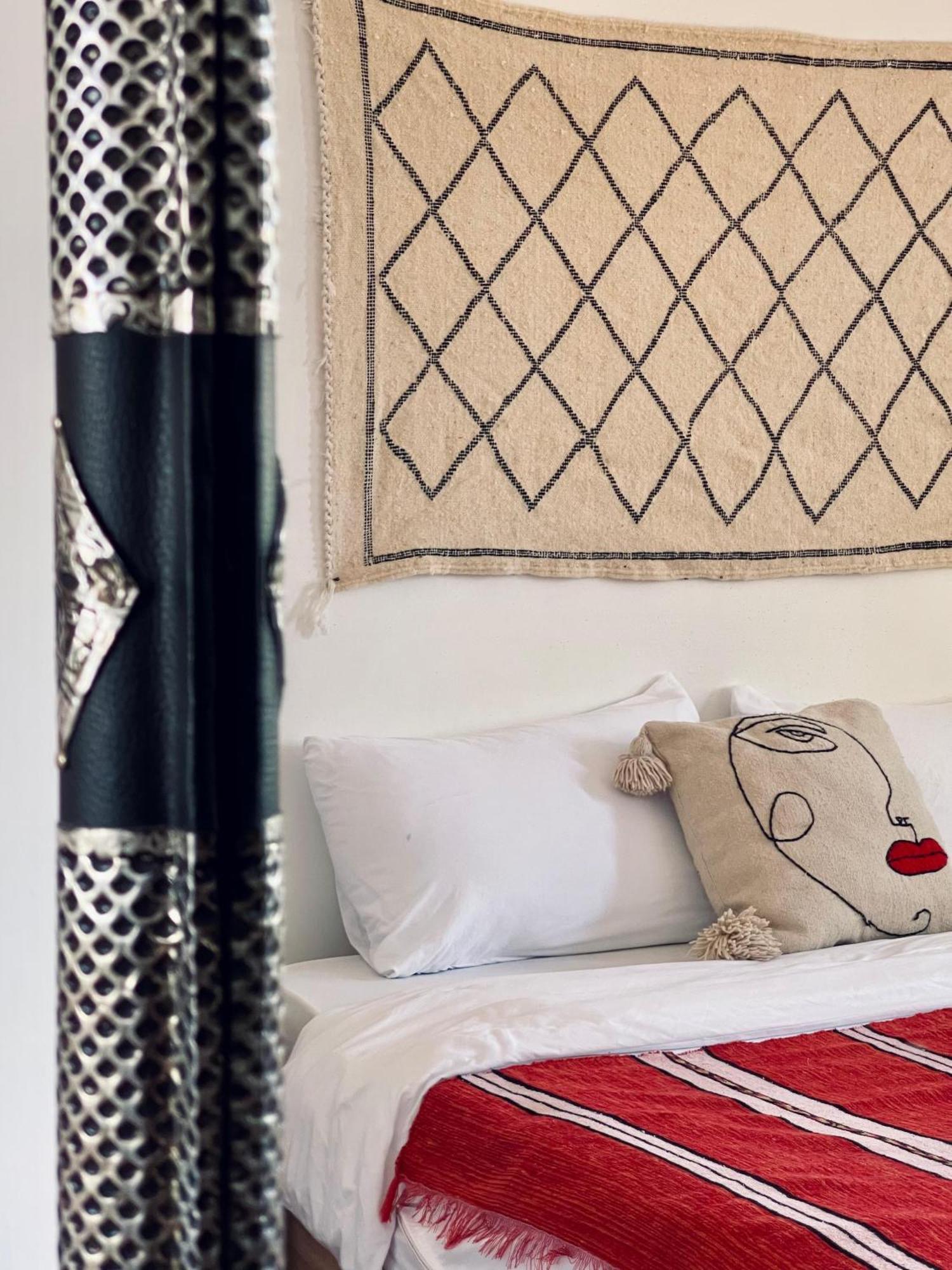 Freebirds Hostel Tamraght Экстерьер фото